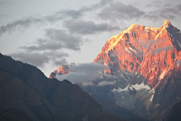 zonsondergang in de Himalaya