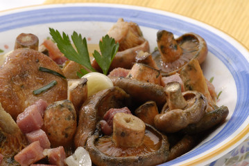 Mushrooms in garlic sauce.