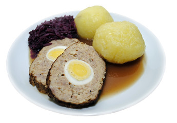 Hackbraten mit Kartoffelklößen und Rotkraut