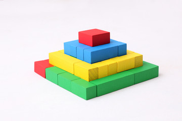wooden toy blocks - pyramide