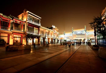 Rolgordijnen newly re-constructed Qianmen shopping district in Beijing © Gary