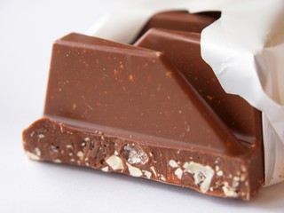 Chocolat aux amandes et noisettes