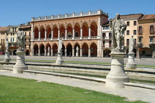 Padua, Loggia Amulea auf dem Prato della Valle