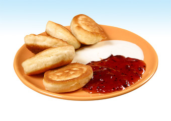 pancakes with sour cream and jam