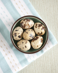 Quails eggs in a bowl