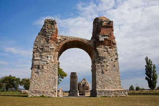 Heidentor der antiken R&ouml;mersiedlung Carnuntum