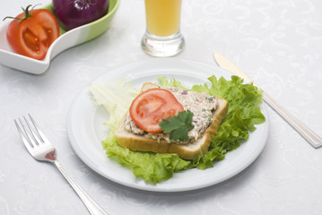 Tuna salad sandwich