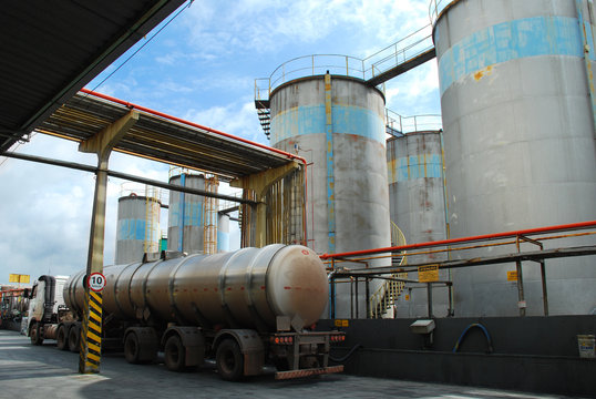Petr&oacute;leo