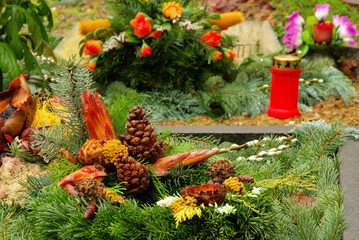 Friedhofsgesteck - floral arrangement cemetery 06