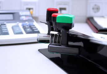 stempelkarussell mit diversen stempeln