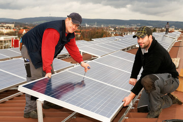 mounting solar panels 03