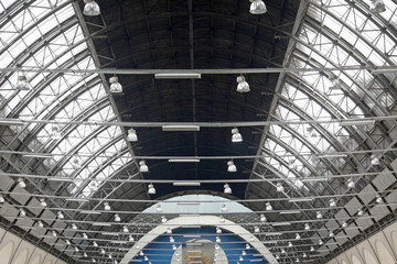 Obraz premium A roof is in a pavilion