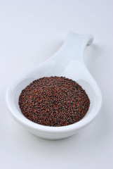 brown mustard seeds are tiny round seed