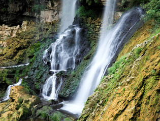 Obraz premium Water falls in a Chinese village