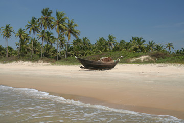 Sandstrand in den Tropen