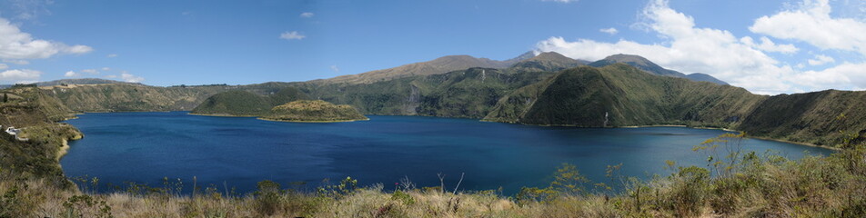 Fototapeta na wymiar Lagoon Cuicocha (Ekwador)