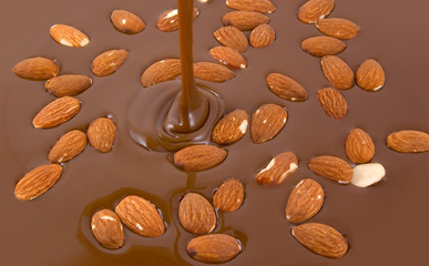 almonds chocolate