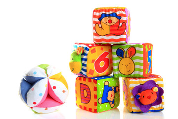 Jeux en tissus pour bébé