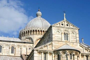 Fototapeta na wymiar Basilica, Piazza dei miracoli, Pisa, Italy