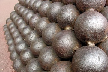Cannonballs in the Palace of Monaco
