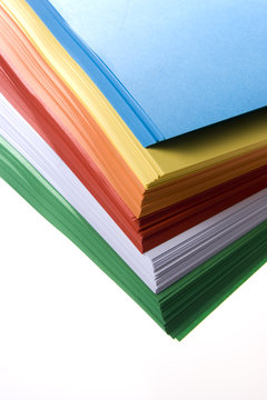 Risma di carta colorata