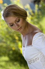 Fototapeta premium Bride in white