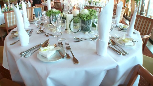 Gedeckter Tisch, Restaurant