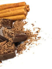 Bars of chocolate with cinnamon bark