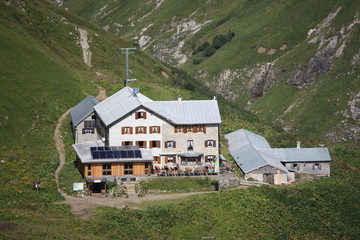 Fototapeta na wymiar E5 - Kemptner Hütte