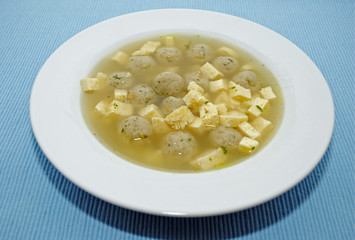 Markklößchensuppe