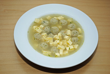 Markklößchensuppe