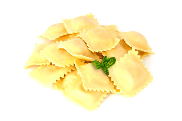 raviolis cru aux oeufs frais