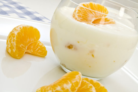 Quarkspeise mit Mandarinen