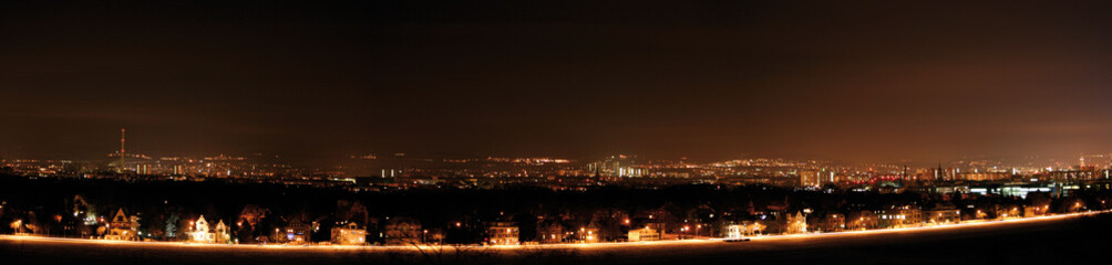 Fototapeta na wymiar Dresden Panorama bei Nacht