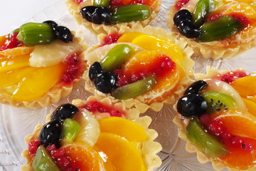 Fototapeta na wymiar fruit tarts