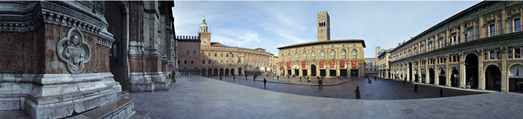 Piazza Maggiore Bologna © Archivio MR