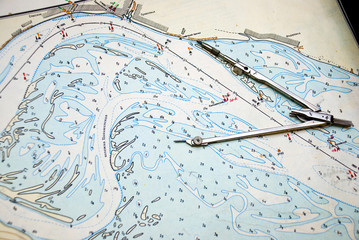 Navigation (Pilotage) map and compass measurement