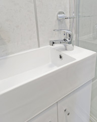 ceramic hand wash basin