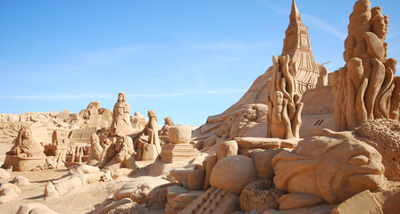 sand sculpture - 19407082