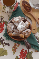 Frittelle di castagnaccio Fritloz - Dolci Emilia Romagna