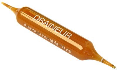 ampoule buvable draineur fond blanc