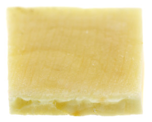 morceau savon artisanal fond blanc