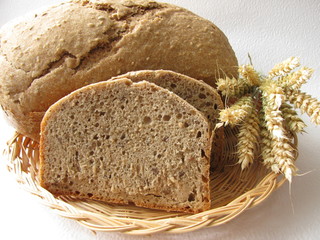 Brot aus dem Brotbackautomaten