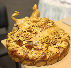 traditional ukranian wedding loaf