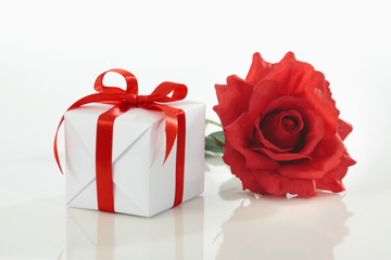 gift box and red rose