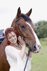 Braut mit Pferd