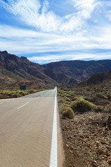 Straße ins Tal - Teneriffa - Street into the valley - Tenerife