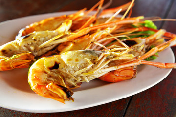 Grilled shrimps