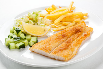 Fried fish fillet with vegetables