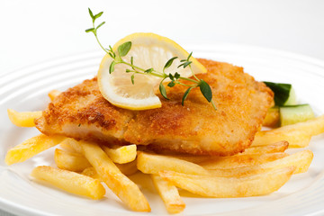 Fried fish fillet with chips